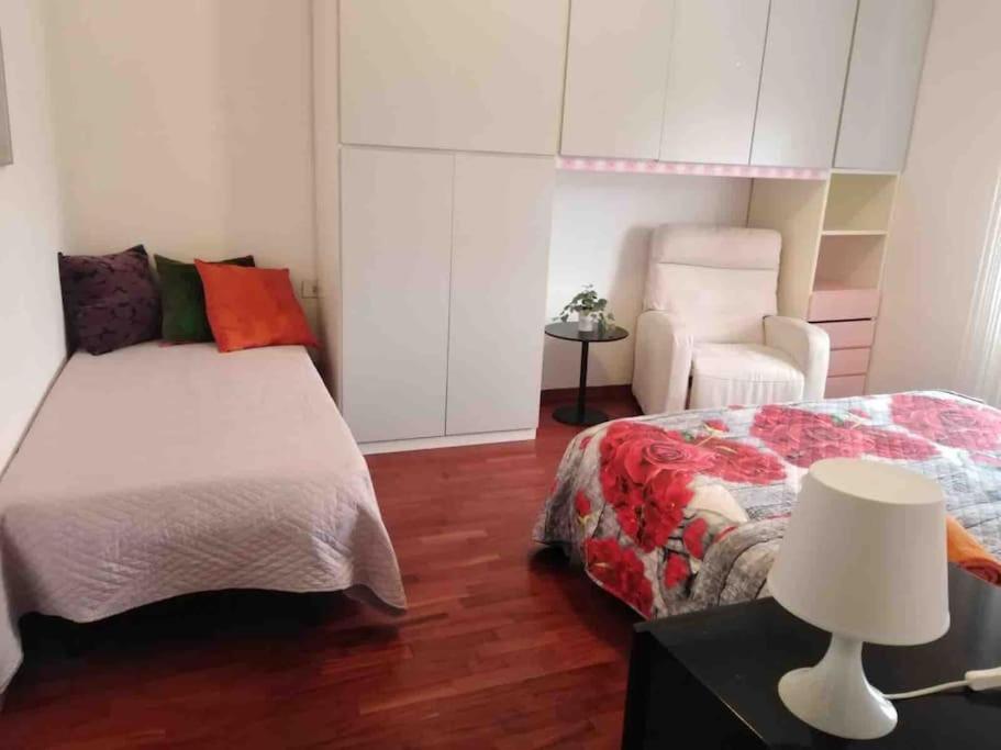 Lovely Flat, Super Connected To The Centre,Wifi,4P Milano Eksteriør billede